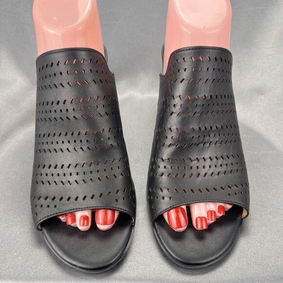 Susina Heel Women's 7.5 Danella Mules‎ Black Perforated Laser Cut Block Sandals - Picture 6 of 14